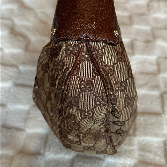 Authentic Gucci bag - Picture 8 of 16